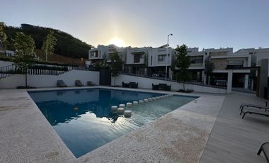 Casa en Venta en Zona Los Cristales Carretera Nacional