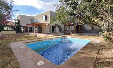 Casa en Venta en La colina, cercano a Scuola Italiana
