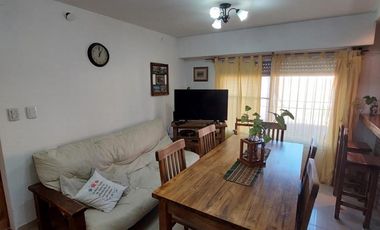 VENTA DE CASA 2 1/2 AMBIENTES EN LOTE PROPIO