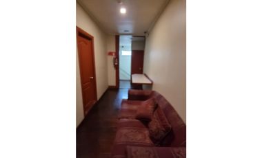 SE VENDE ESPECTACULAR Y AMPLIO HOTEL UBICADO EN AGUA SANTA  vl