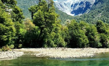 Patagonia, 600ha unico campo a orillas del Río Yelcho