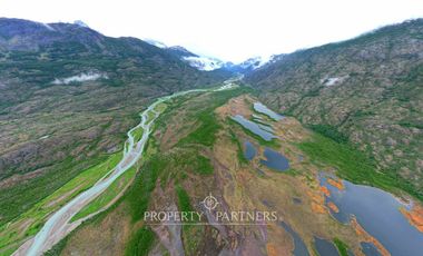 Patagonia, 660 Has orilla del Rio El Salto