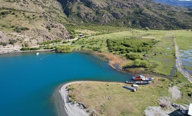 Patagonia, 280ha espectacular campo orilla Lago Cochrane