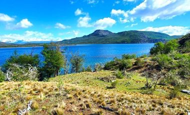 Patagonia, 22ha orilla del Lago Esmeralda