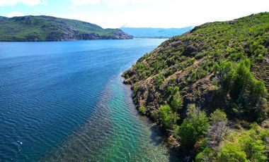 Patagonia, 22ha orilla del Lago Esmeralda