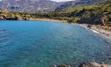 Patagonia, 2.7 Km de costa del Lago General Carrera