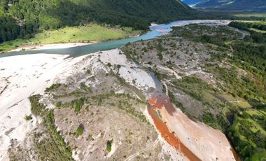 Patagonia, 178ha campo a orillas del rio El Engaño