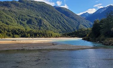 Patagonia, 178ha campo a orillas del rio El Engaño