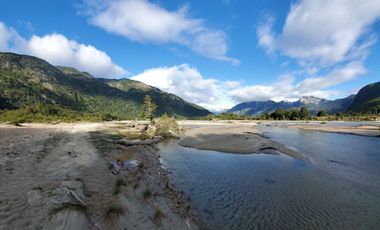 Patagonia, 178ha campo a orillas del rio El Engaño