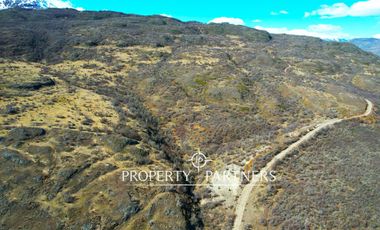 Patagonia, 440ha campo confluencia del Rio Baker con rio Neff