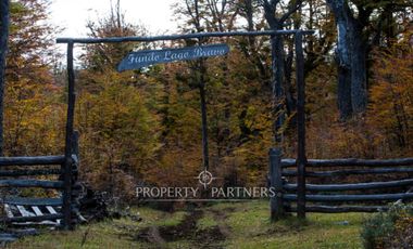 Patagonia, 2.800ha Excepcional Estancia Lago Bravo