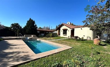 Casa en Arriendo en Camino Antiguo a Melipilla - Loreto