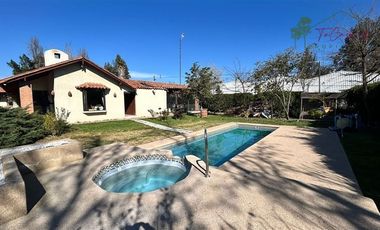 Casa en Arriendo en Camino Antiguo a Melipilla - Loreto