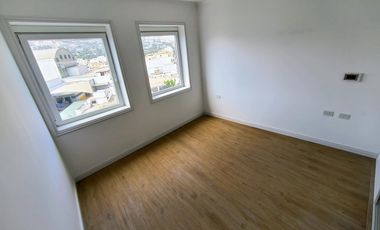 VENDO DEPARTAMENTOS DE ESTRENO EN LA AVENIDA LA ENCALADA - MONTERRICO