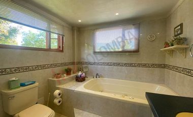 Vendo Casa Campestre en lote de 6400M2, Hacienda Meridor Tenjo