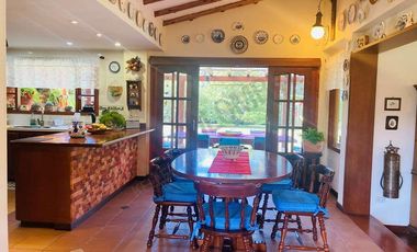 Vendo Casa Campestre en lote de 6400M2, Hacienda Meridor Tenjo