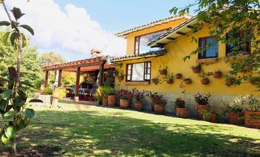Vendo Casa Campestre en lote de 6400M2, Hacienda Meridor Tenjo