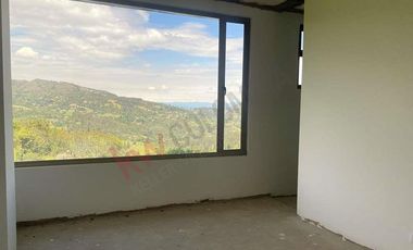 Vendo Casa Campestre en Lote de 10.000 m2 en la Calera Vereda El Hato-9236