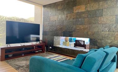 VENDO ESPECTACULAR CASA EN LA CALERA - CONDOMINIO CASA DE CAMPO.