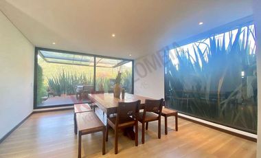 VENDO ESPECTACULAR CASA EN LA CALERA - CONDOMINIO CASA DE CAMPO.