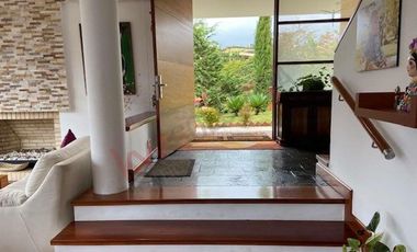 VENDO CASA EN LA CALERA- CLUB HOUSE-9410