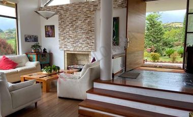 VENDO CASA EN LA CALERA- CLUB HOUSE-9410