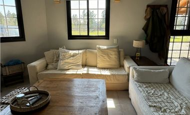 Casa quinta en Venta. Barrio de Chacras Malvinas en Brandsen