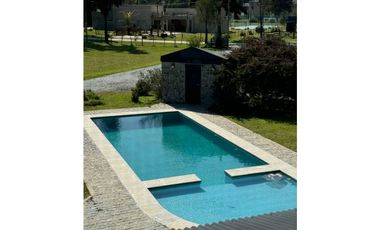 Casa quinta en Venta. Barrio de Chacras Malvinas en Brandsen