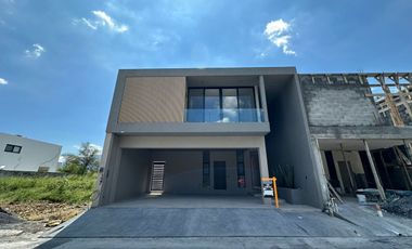 CASA EN VENTA EN AMORADA CARRETERA NACIONAL SANTIAGO