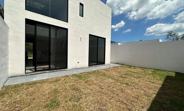 CASA EN VENTA EN AMORADA CARRETERA NACIONAL SANTIAGO
