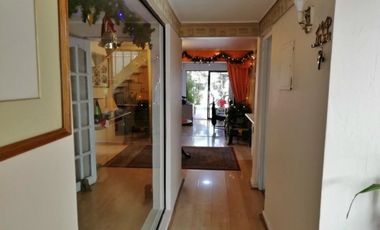 Venta Casa 5D/4B - San Bernardo