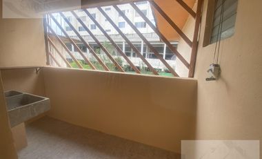 Departamento en Lomas Verdes