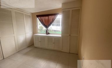 Departamento en Lomas Verdes