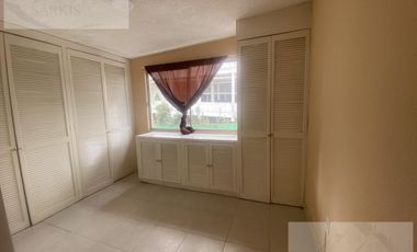 Departamento en Lomas Verdes