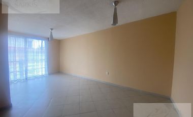 Departamento en Lomas Verdes