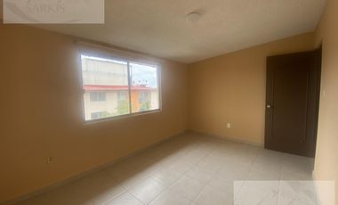 Departamento en Lomas Verdes