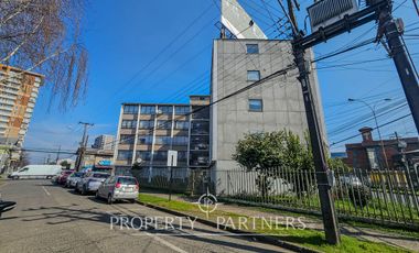 Amplio Departamento Eje Caupolicán frente Centro Comercial Carrusel