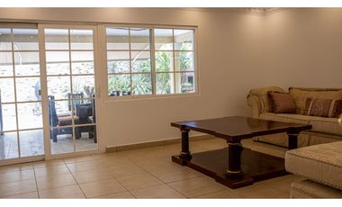 Se Alquila Casa en Costa Del Este