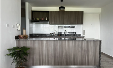 Se Vende Apartamento en Brisas del Golf