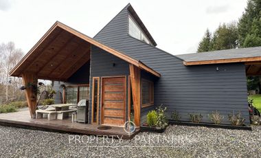 Hermosa casa en exclusivo condominio La Puntilla