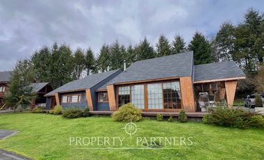 Hermosa casa en exclusivo condominio La Puntilla