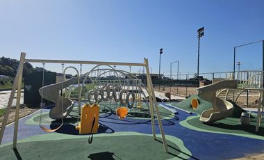Terreno a la laguna en venta, Barrio Los Puentes Nordelta, orientación Norte