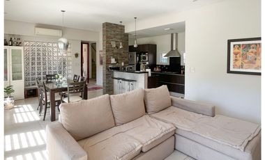 Venta Casa en Roldan barrio ‘’Los Aromos’’