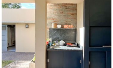 Venta Casa en Roldan barrio ‘’Los Aromos’’