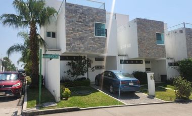 CASA EN VENTA EN FRACCIONAMIENTO, CUAUTLA MORELOS