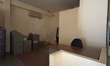 SE RENTA TERRENO CON OFICINAS