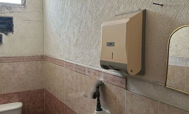 SE RENTA TERRENO CON OFICINAS
