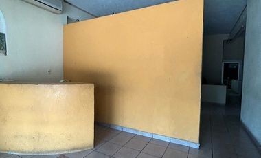 SE RENTA TERRENO CON OFICINAS