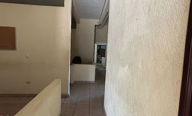 SE RENTA TERRENO CON OFICINAS