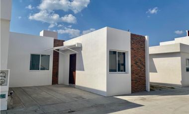 CASA EN VENTA EN SAN JUAN DEL RIO QUERETARO